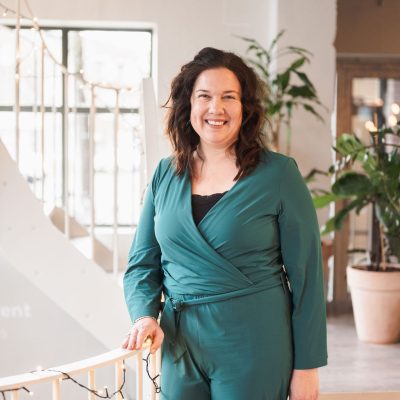 Raimonda Ouddijk Projectmanager & Relatiebeheer Team Hofkes AI